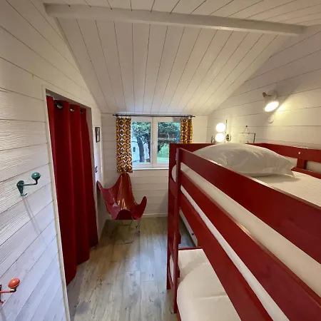 Le Cabanon De Bed & Breakfast 3*