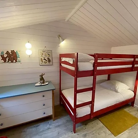 Le Cabanon De Шеси